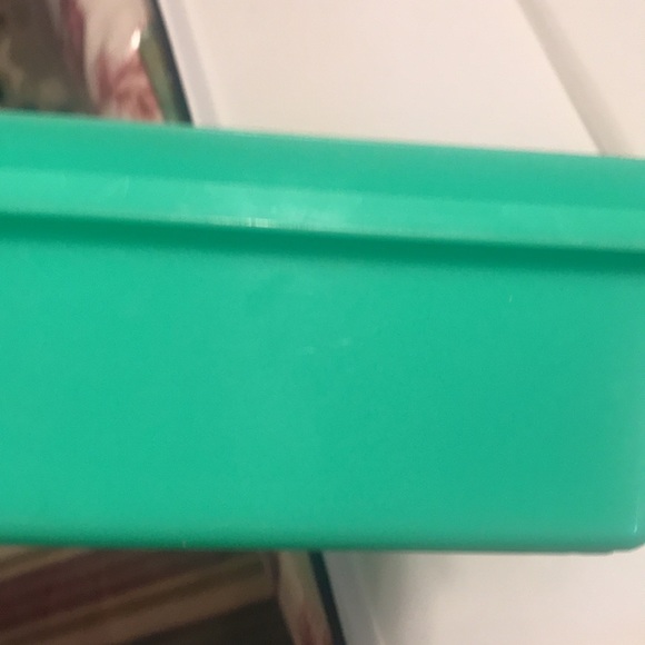 Vintage Tupperware Vegetable Crisper 892-4 w/ Sheer Lid - Picture 5 of 12
